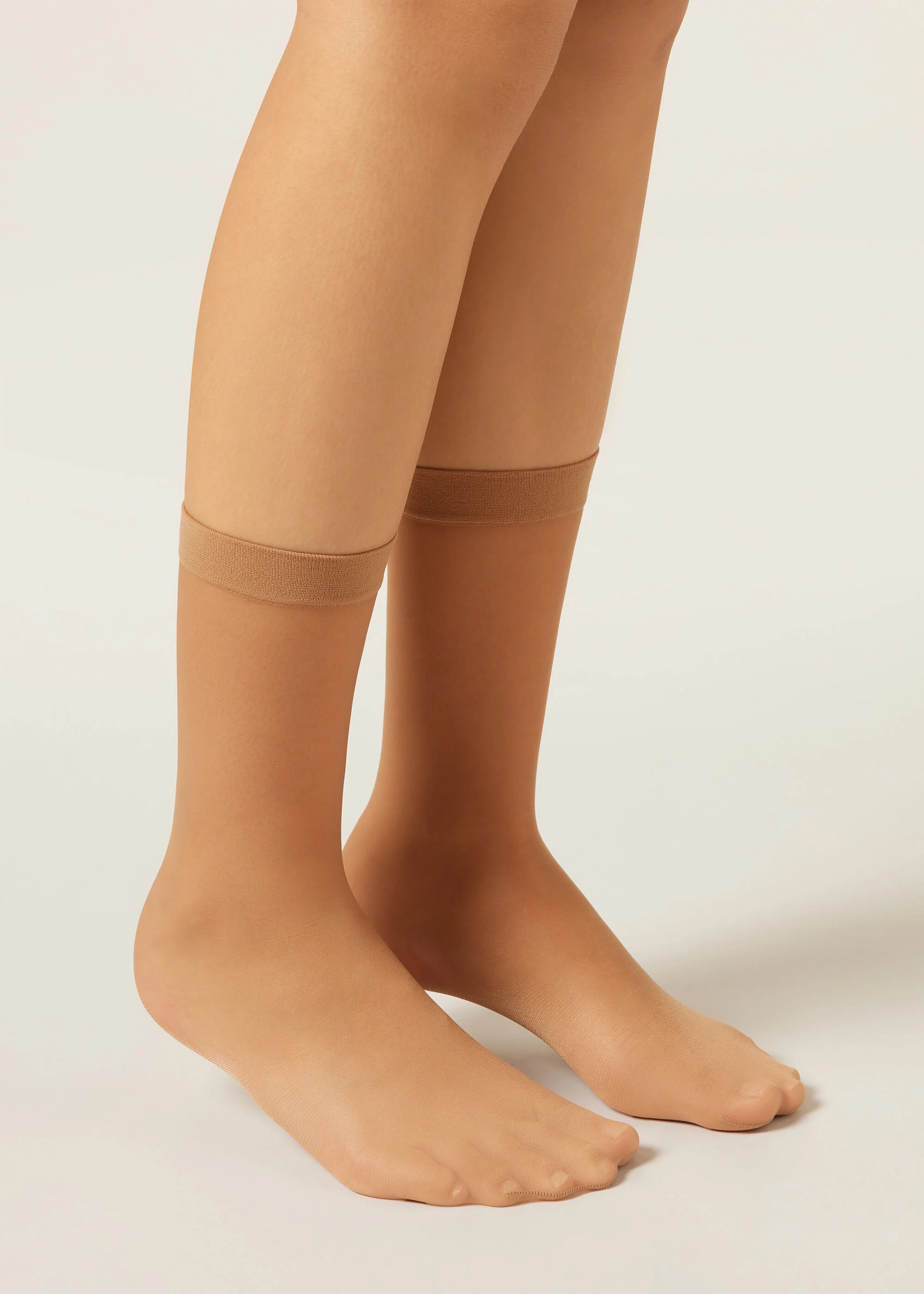 20 Denier Sheer Socks